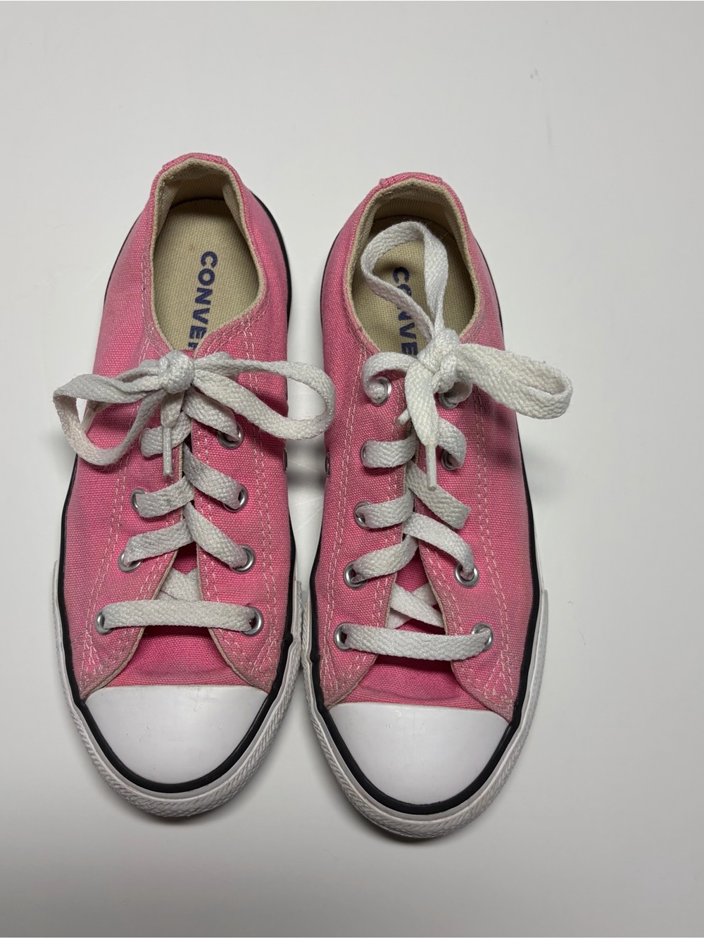 Converse Kids Pink Low Top Canvas Sneakers Size 1
